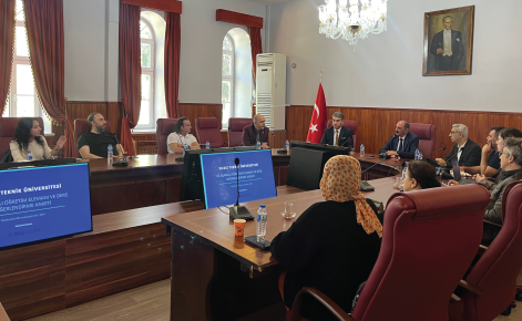 ytu-iki-asamali-ogretim-elmani-ve-ders-degerlendirme-anketi