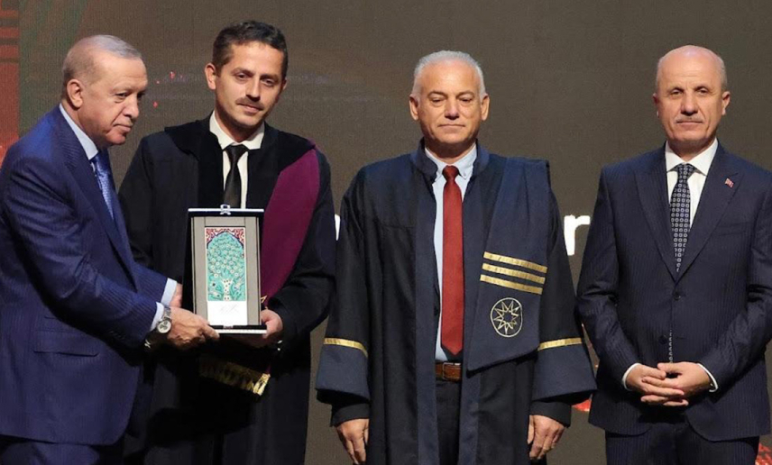 Yılın Doktora Tezi Ödülü